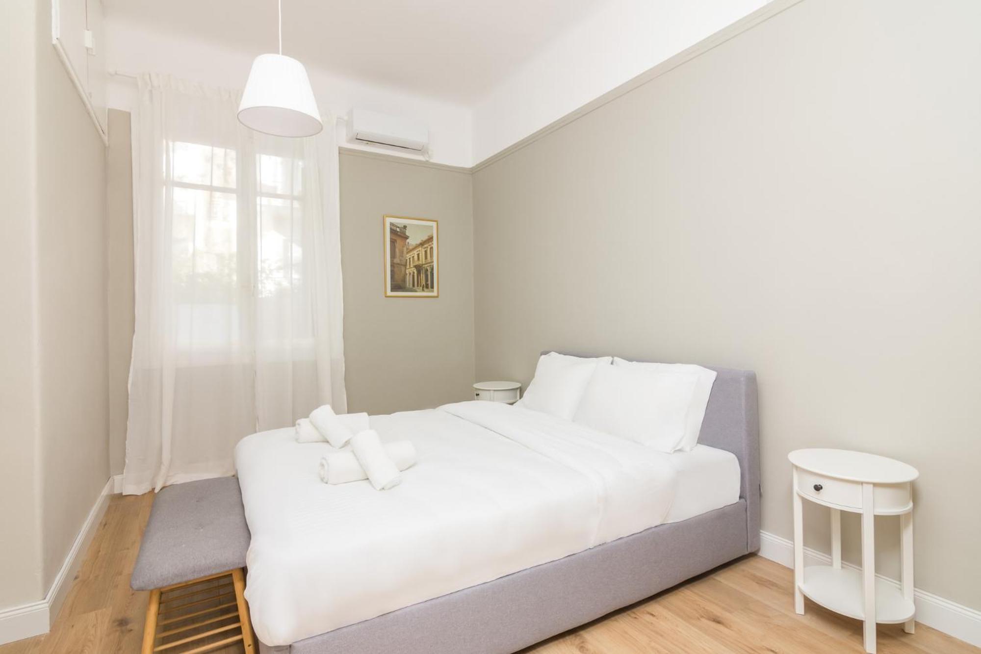 Great House W/ Private Parking Appartement Athene Buitenkant foto